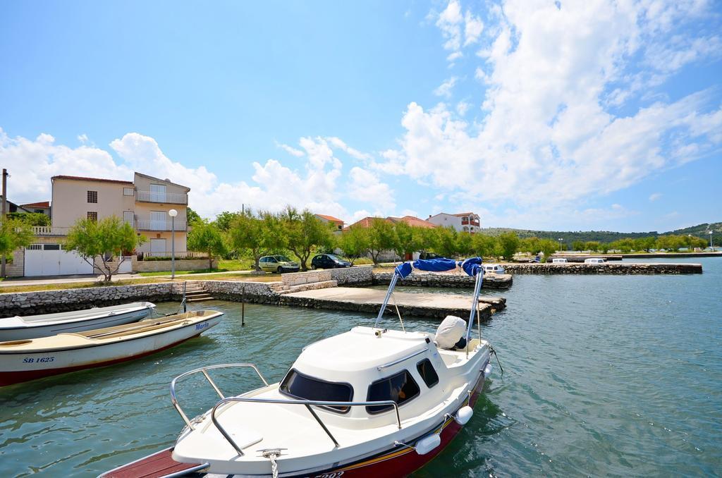 Apartments Vila Punta Jadrtovac Zewnętrze zdjęcie